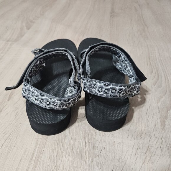 Teva Womens Size 9 Midform Flatform Sandals Gray Leopard Print Beach Hiking - Picture 4 of 7